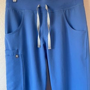 New Figs Kade Cargo Scrubs pants - Ceil Blue